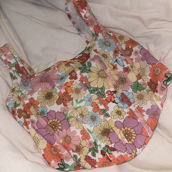 Floral Tanktop - Picture 2 of 3